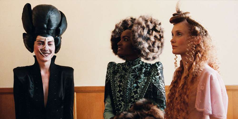 The First Trailer for ‘McQueen’ Just Dropped, Giving Us a Glimpse of Avant-Garde Glamour