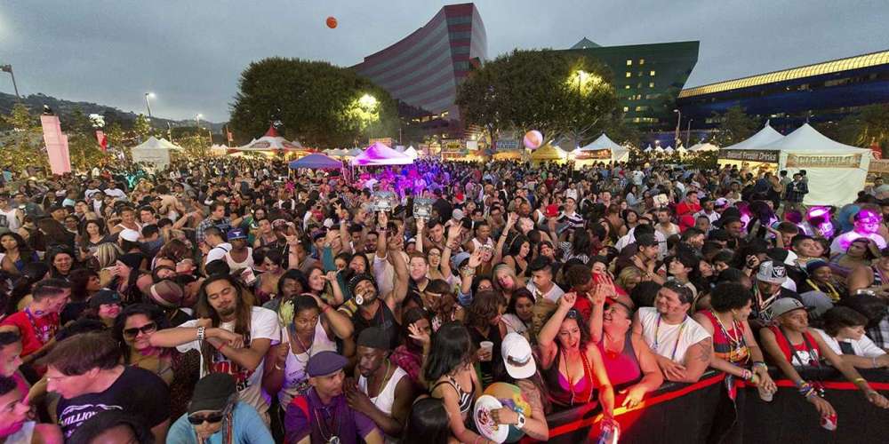 Police in Riot Gear Shut Down L.A. Pride This Past Weekend Due to Capacity Issues (Updated)