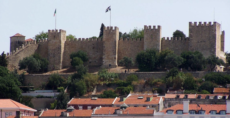 gay lisbon guide castelo de sao jorge