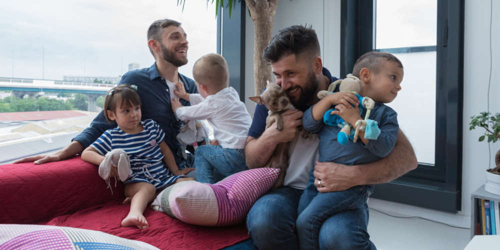 GPA: La rocambolesque histoire de Lucas et Morgan (et de leurs trois enfants)