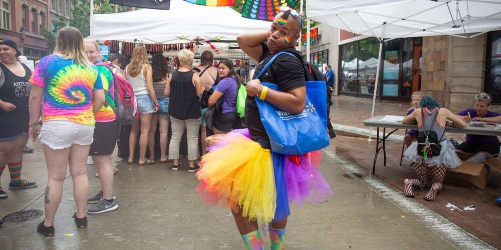 32 Photos Showcasing the Diversity of Pittsburgh’s Annual PrideFest