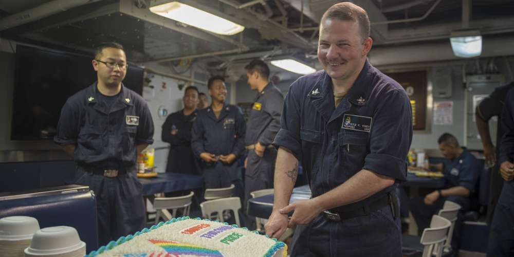 This Sailor Just Baked a Cake for His Navy Ship’s Pride Month Celebration