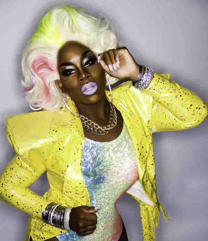 monet x change's mom