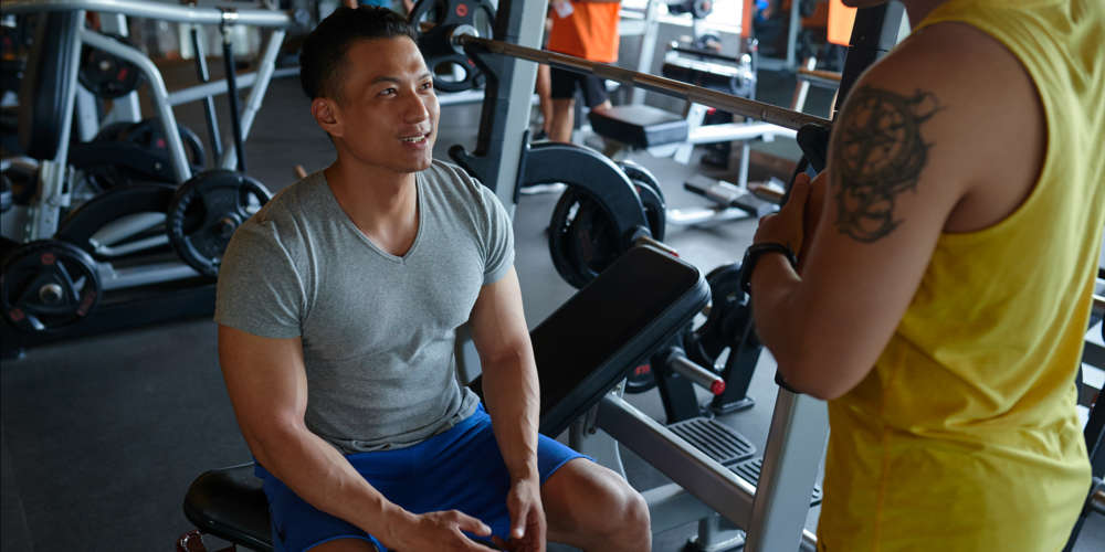 Aquí te Dejamos 6 Útiles Consejos para Ligar en el Gimnasio (o en Cualquier Otro Lado)