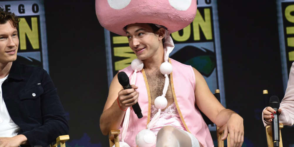 Este fue el Cosplay de ‘Toadette’ que Usó Ezra Miller para el Comic-Con de este Año