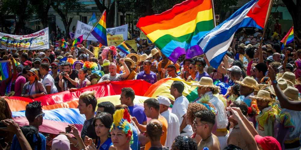 Nova Constituição cubana pode permitir casamento homoafetivo