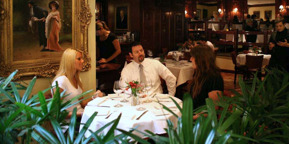 These Guys Tried the Inedible Food at Trump Tower So None of Us Have To (Seriously, Don’t)