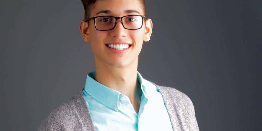 Georgetown University Gives Full Scholarship to Gay Valedictorian Disowned by His Parents