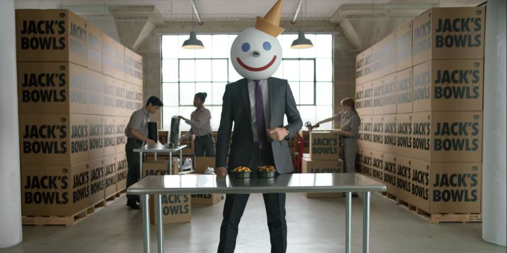 Some People Think This New Fast Food Ad Mocks Workplace Sexual Harassment (Video)