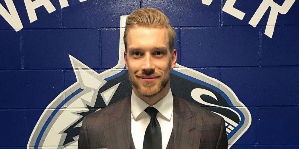 This Pro Hockey Player Warns About Losing the Next Wayne Gretzky to Homophobia