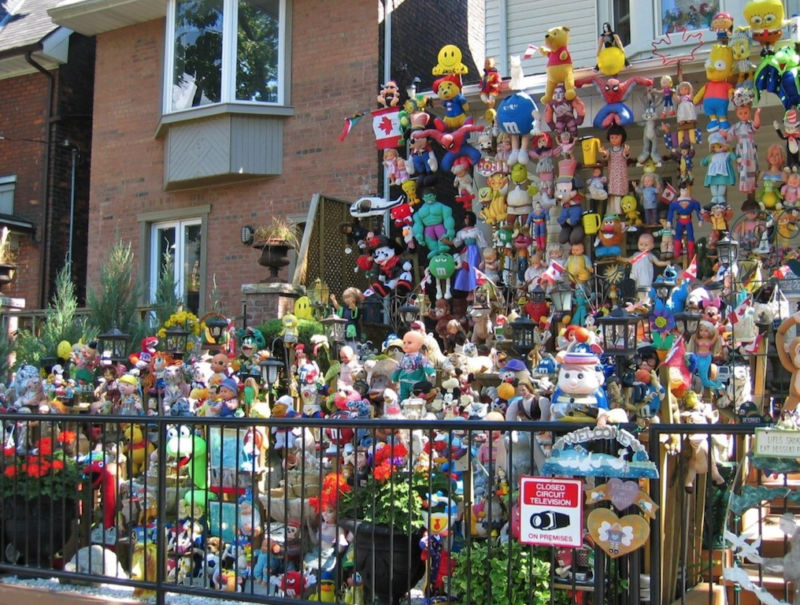 gay toronto guide doll house