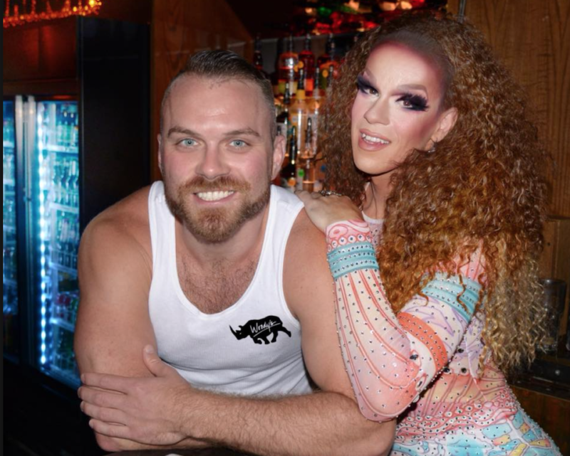 gay toronto guide woody's