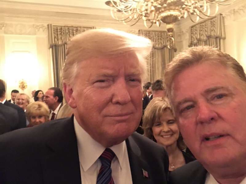 Trump evangelical dinner 07