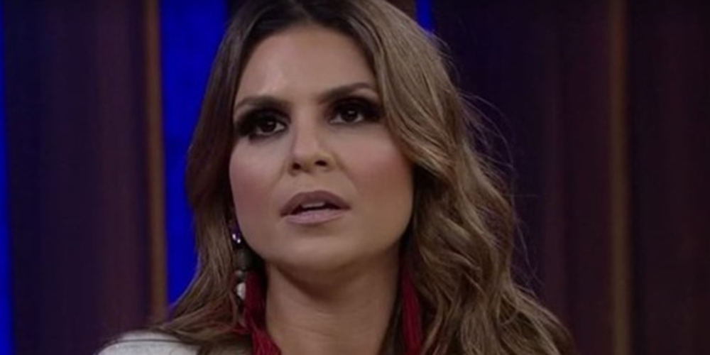 Backing vocal processa Aline Barros em R$1 milhão ao ser demitida por ser homossexual