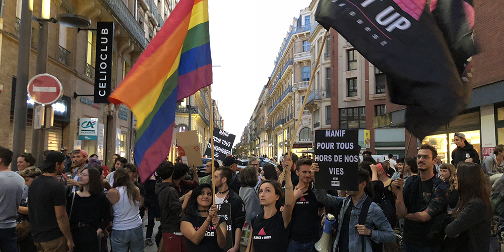Act Up-Sud Ouest manifeste contre la venue de Ludovine de la Rochère à Toulouse