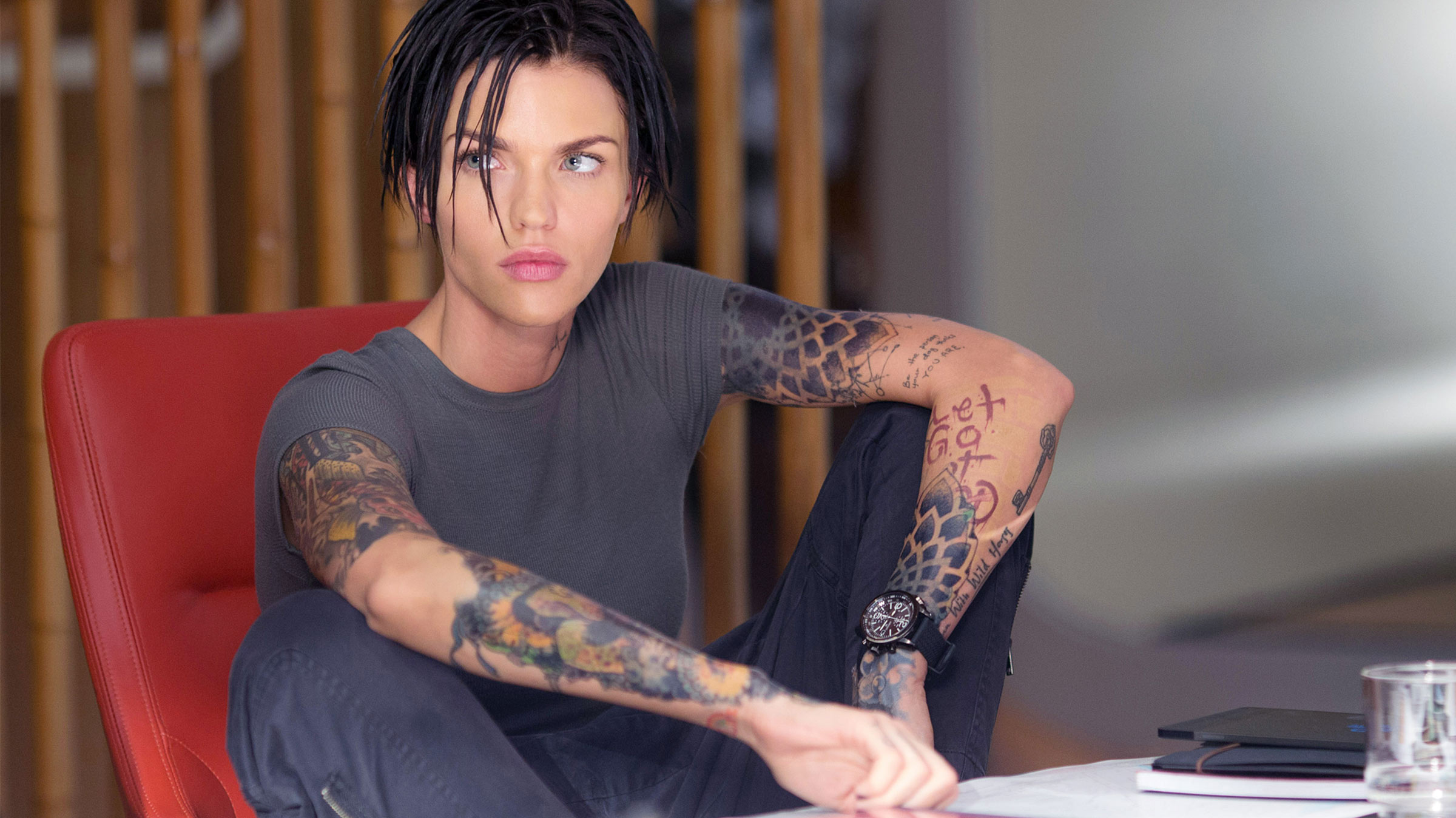 batwoman first look ruby rose