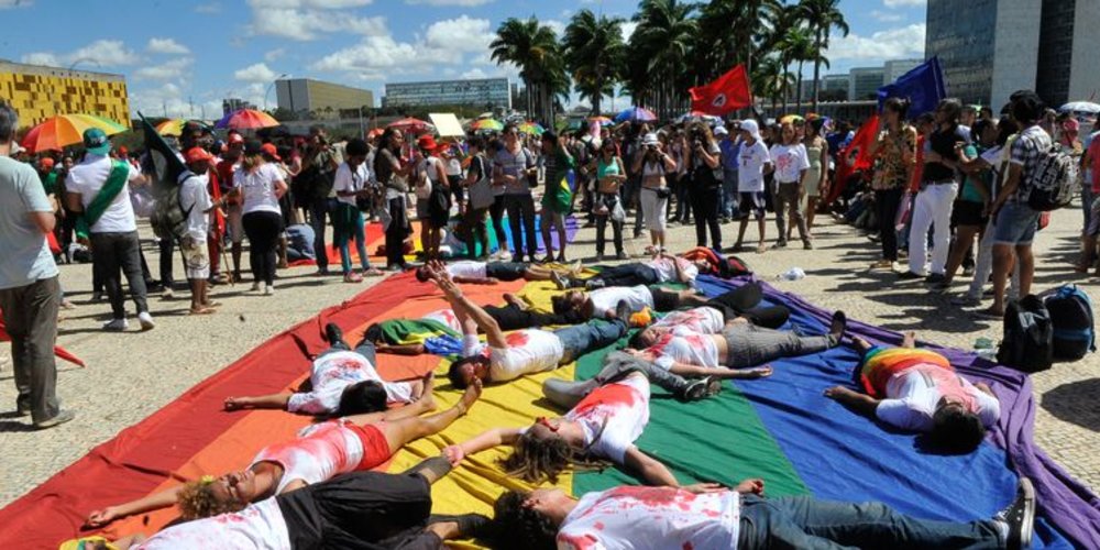 Apoiadores de Bolsonaro realizaram mais de 50 ataques em todo o país