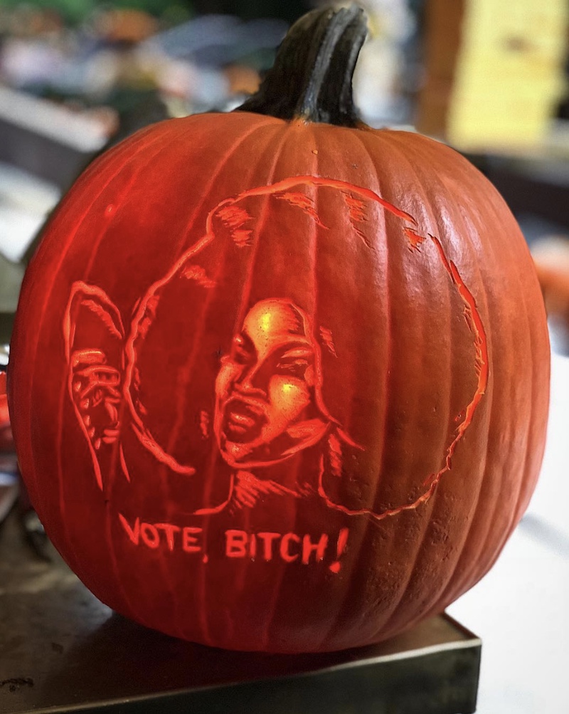brent heuser pumpkin carver 3