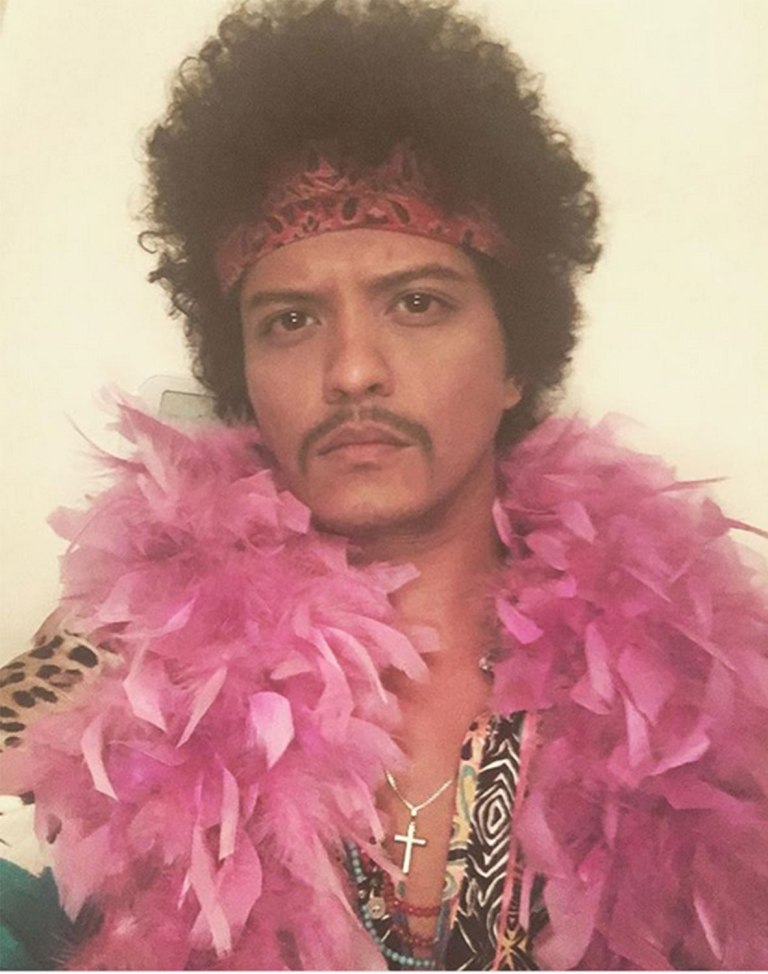 celebrity halloween costumes 18