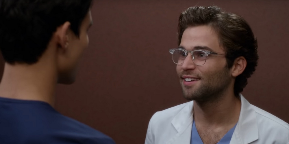 « Grey’s Anatomy »: L’acteur fait son coming-out en même temps que son personnage