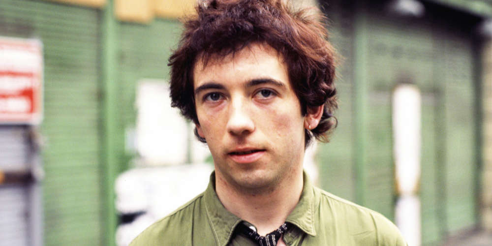 Let’s Remember Buzzcocks Frontman Pete Shelley as the Proud Bisexual Punk He Was