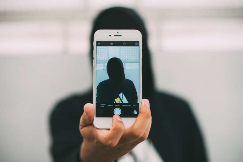 Grindr sofre ação judicial