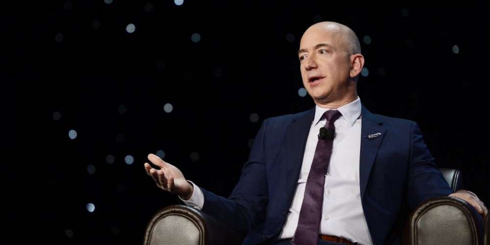 Amazon CEO Jeff Bezos Accuses ‘National Enquirer’ of Extortion and Blackmail Over Nude Pics