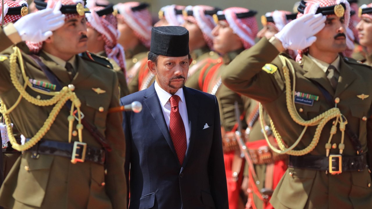 brunei laws sultan
