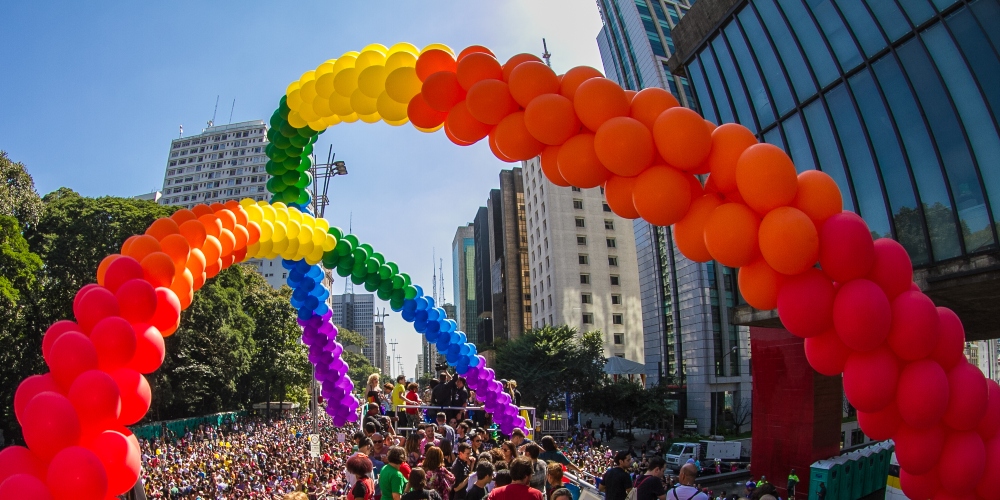 Calendário Orgulho LGBT pelo mundo, confira todas as paradas que vão rolar