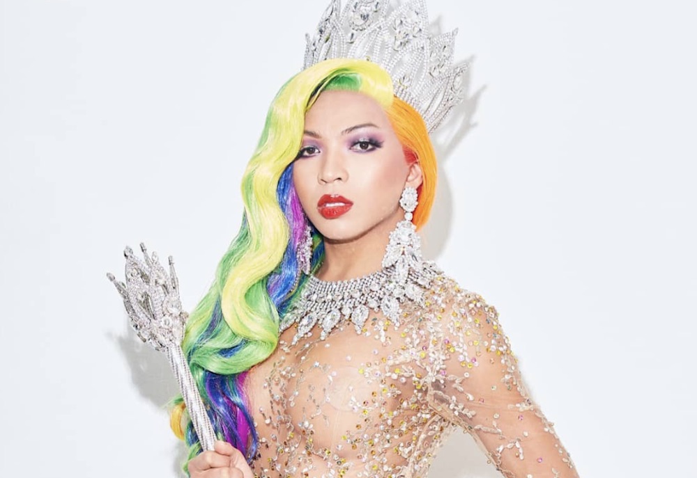 angele anang crown