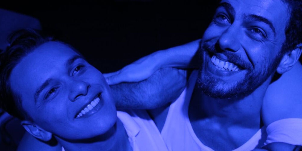 Cia dos Reis traz de volta Louca Terapia, história de casal gay que vive grandes emoções na relação