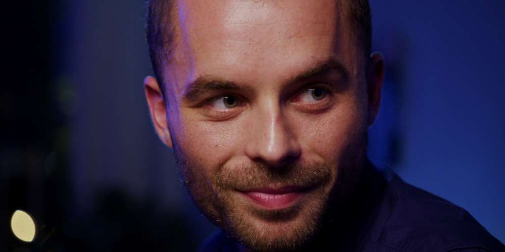 Podcast: le comédien Geoffrey Couët, à l’affiche de Haut perchés, en interview