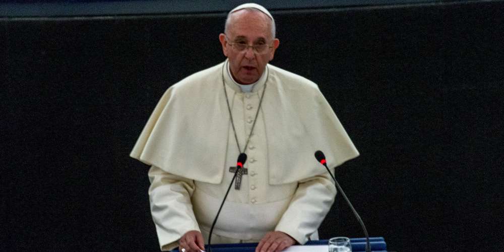 Le Pape compare les discriminations anti-LGBT au nazisme