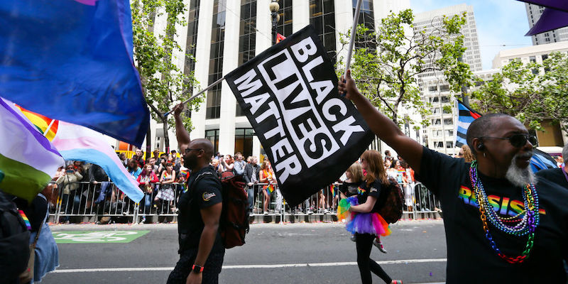 Pride месяц — это возможность для всего ЛГБТК общества поддержать жизнь темнокожих