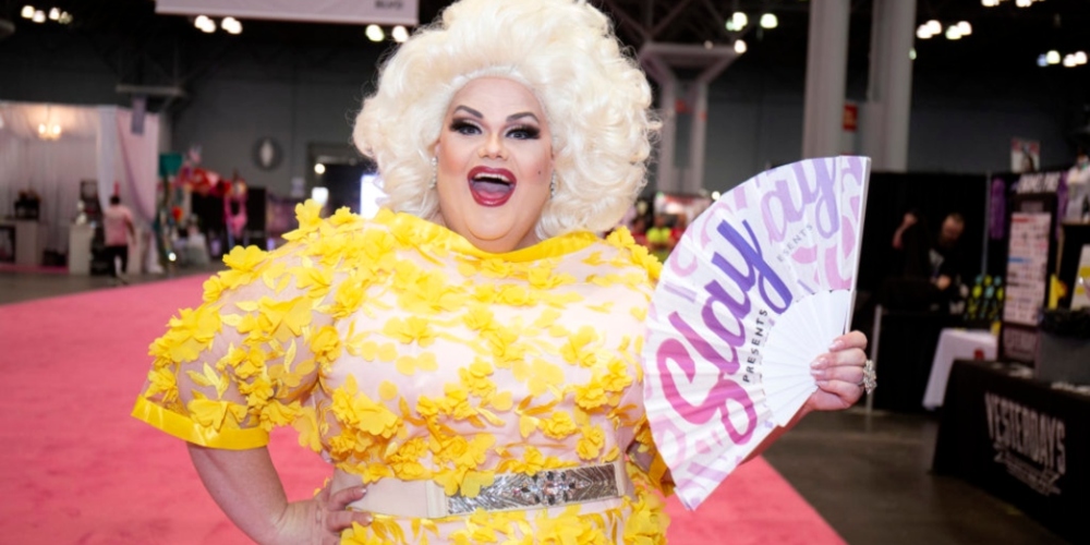 Lenda do Drag Race, Darienne Lake, conta sobre diagnostico de câncer